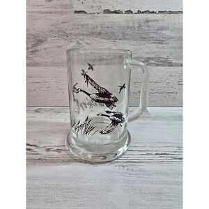 Vintage 1982 Avon Flying Geese Glass Beer Mug Stein Wildlife Hunting Clear 5.5in